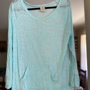 2 Yoga Blouses Light Blue and Light Pink Women's Yoga Tops